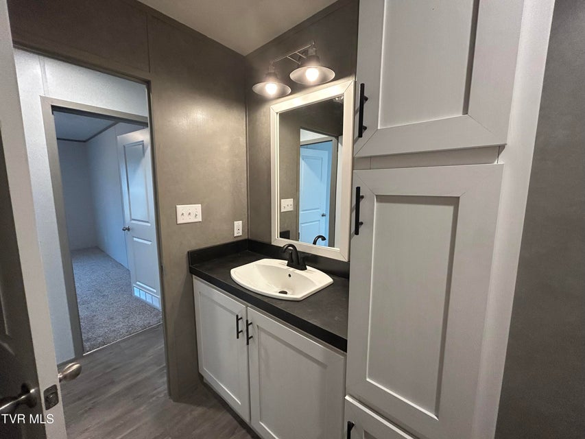 Photo #33: 635 McDonald Road