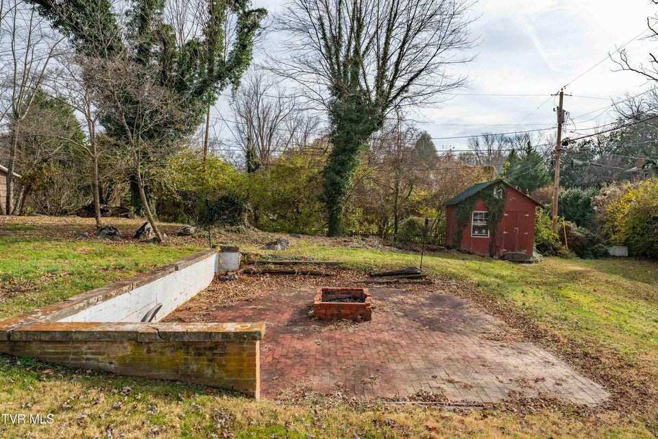 Photo #18: 1000 Althea Street