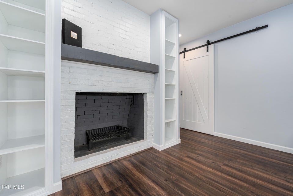 Photo #25: 1000 Althea Street