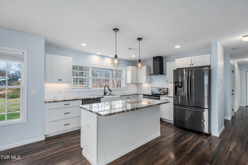 Photo #29: 1000 Althea Street