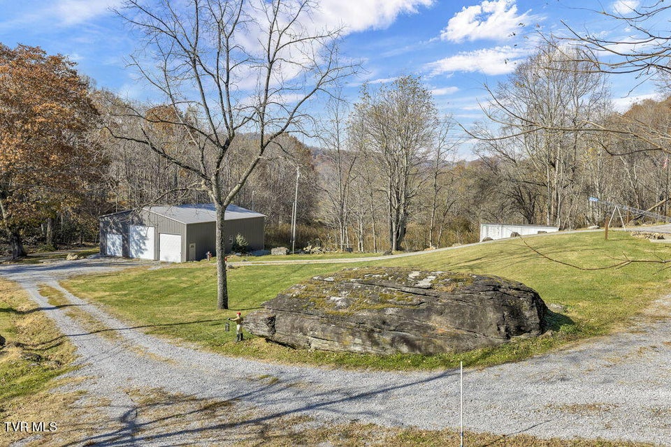 Photo #5: 625 Heaton Creek Road