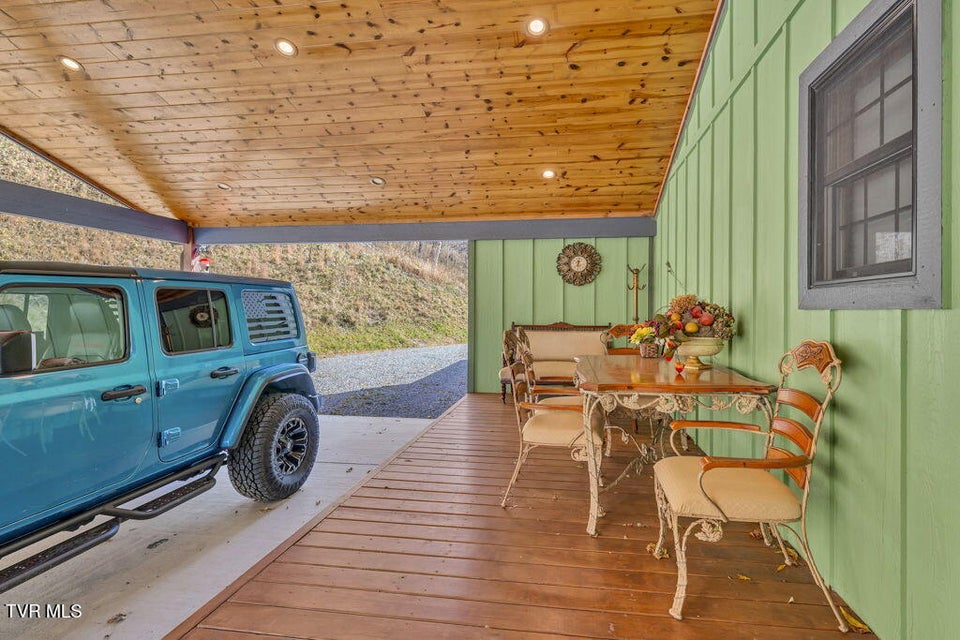 Photo #9: 625 Heaton Creek Road