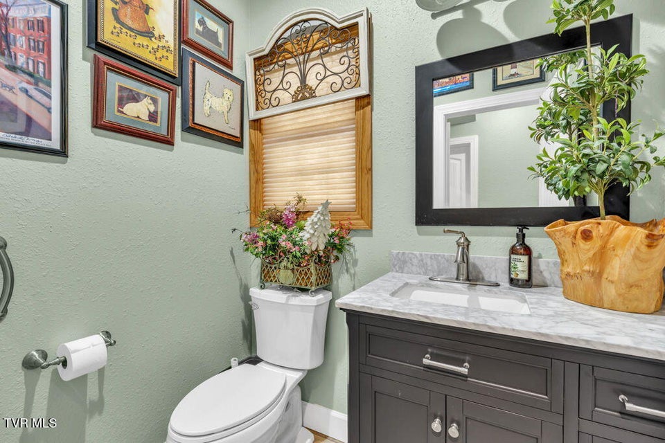 Photo #19: 625 Heaton Creek Road