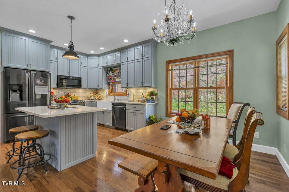 Photo #26: 625 Heaton Creek Road