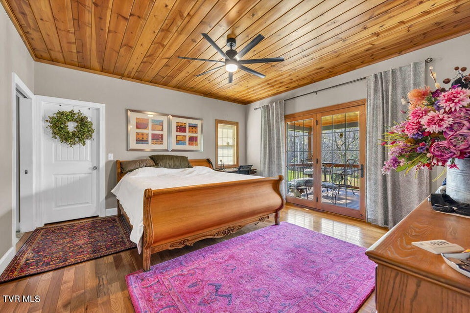 Photo #28: 625 Heaton Creek Road