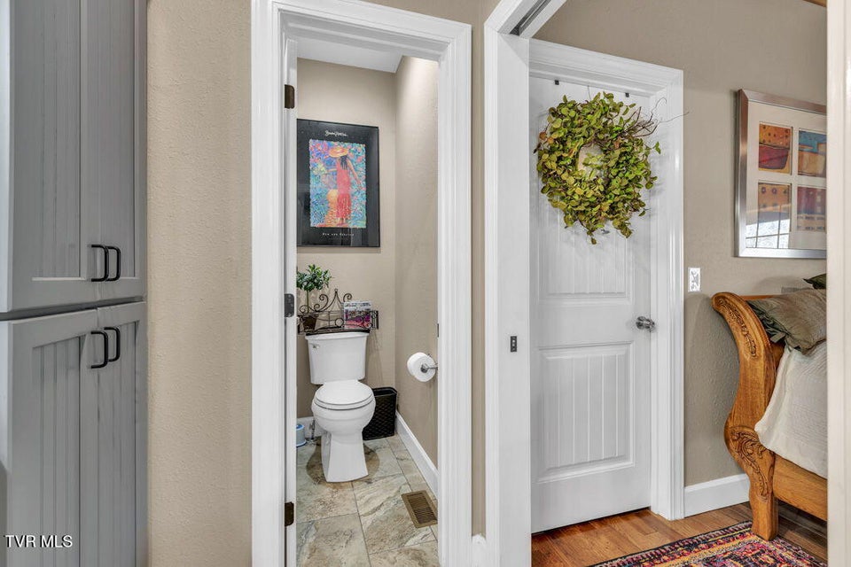 Photo #33: 625 Heaton Creek Road