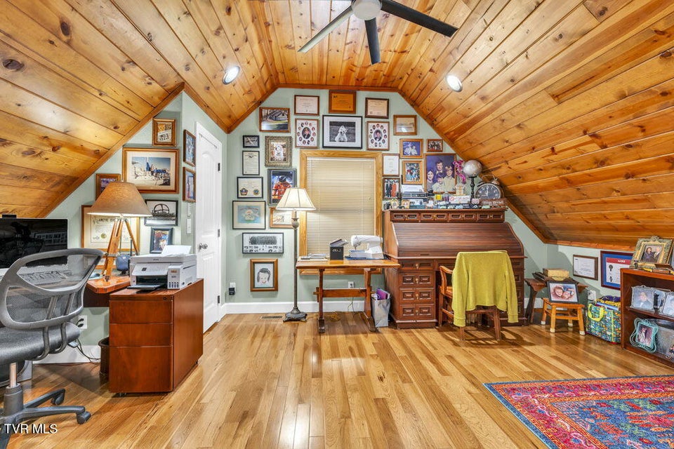 Photo #37: 625 Heaton Creek Road