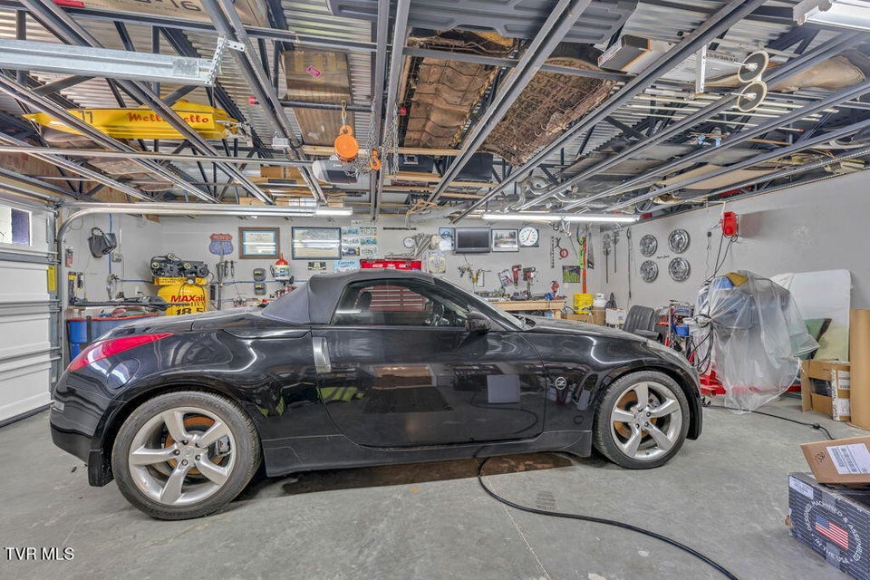 Photo #41: 625 Heaton Creek Road