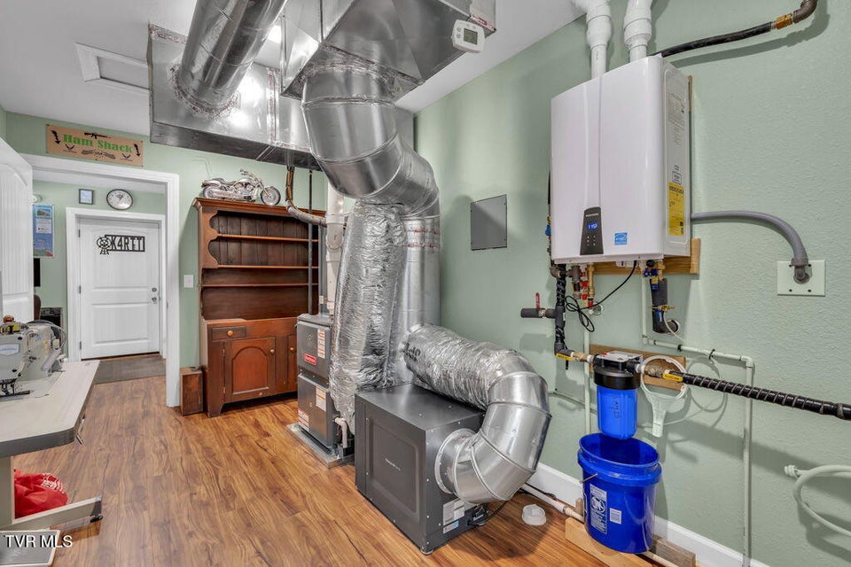 Photo #53: 625 Heaton Creek Road