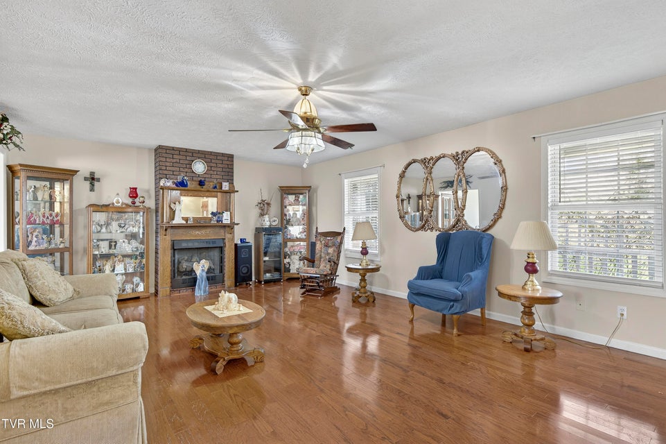 Photo #11: 15002 Peaceful Valley Road Road