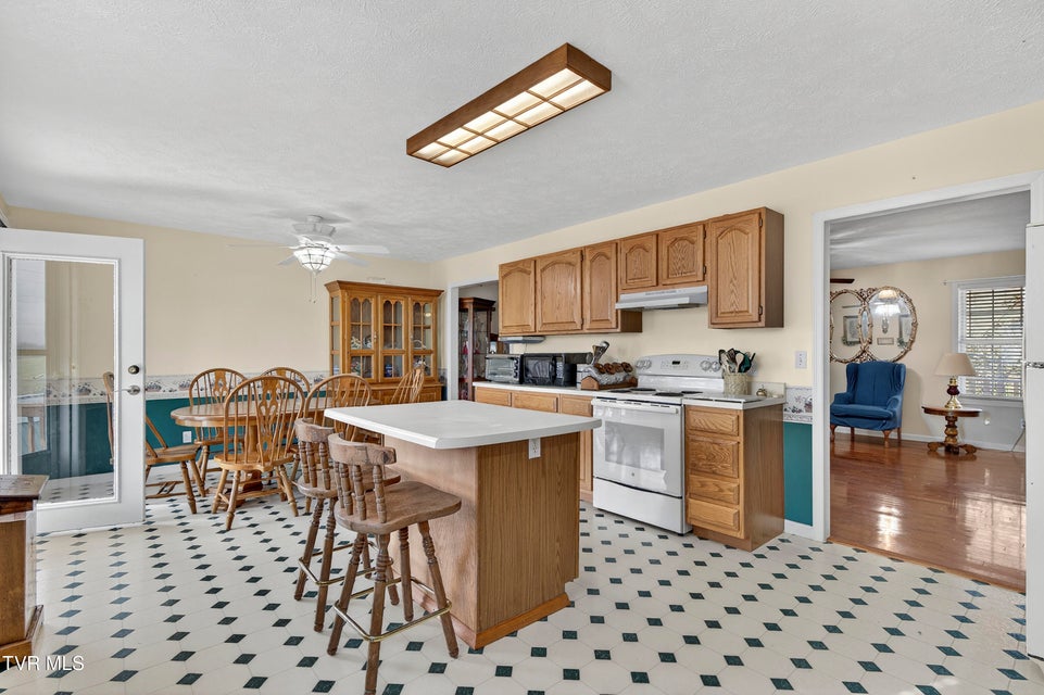 Photo #13: 15002 Peaceful Valley Road Road