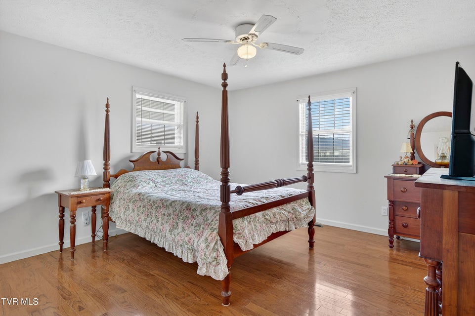 Photo #20: 15002 Peaceful Valley Road Road