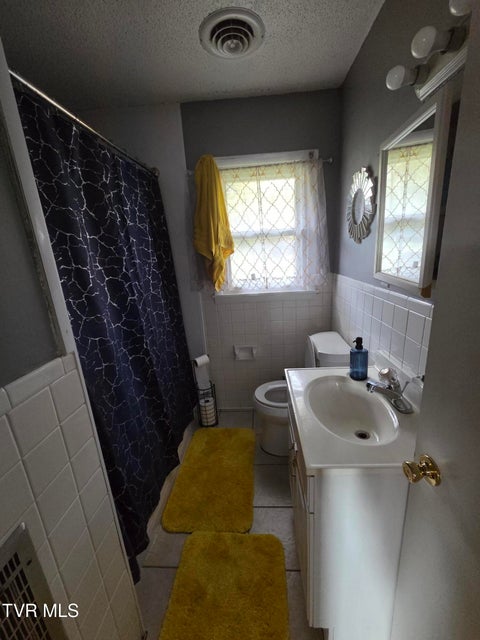 Photo #19: 1914 Oakland Avenue