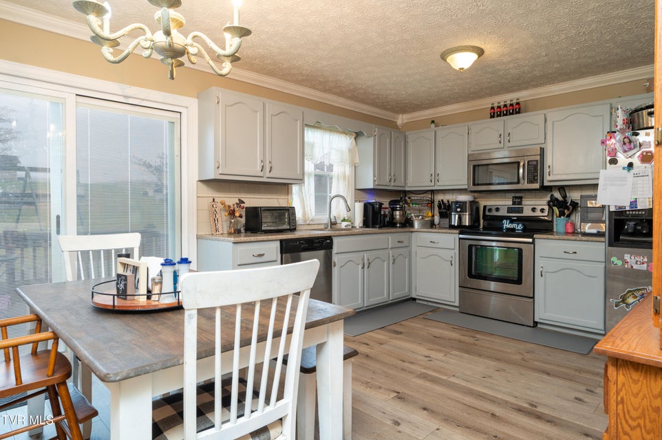 Photo #8: 166 Heritage Drive