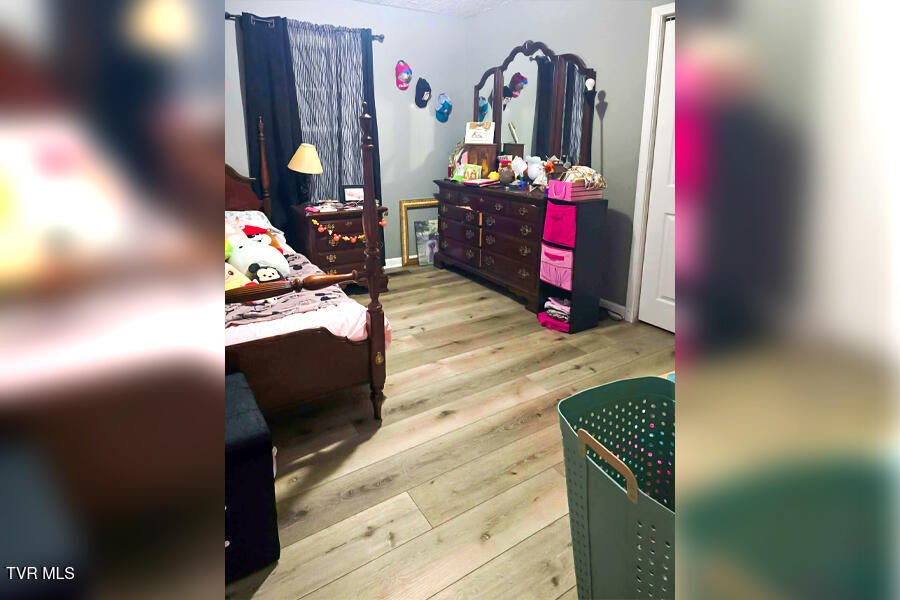 Photo #11: 166 Heritage Drive