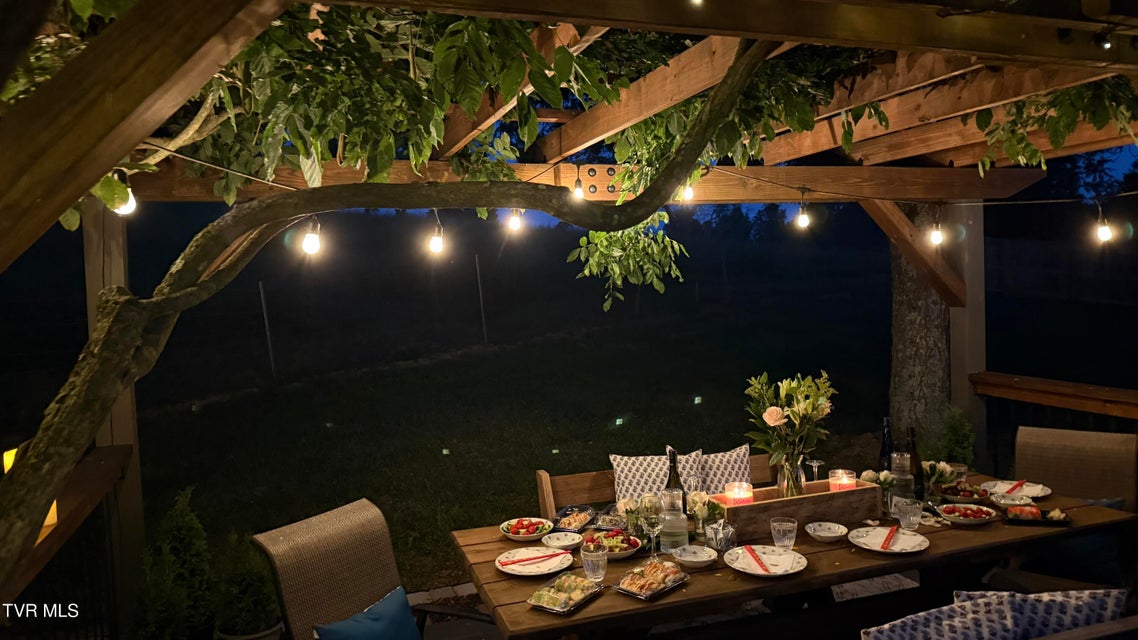 Photo #5: 609 Live Oak Court