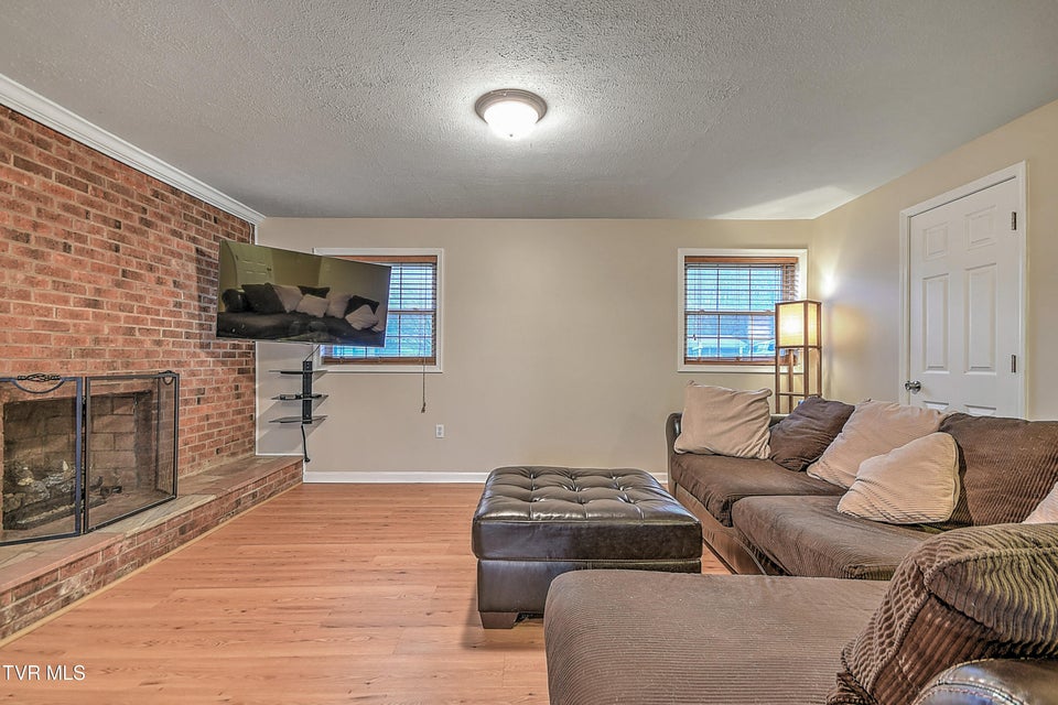 Photo #28: 220 Eastwood Drive