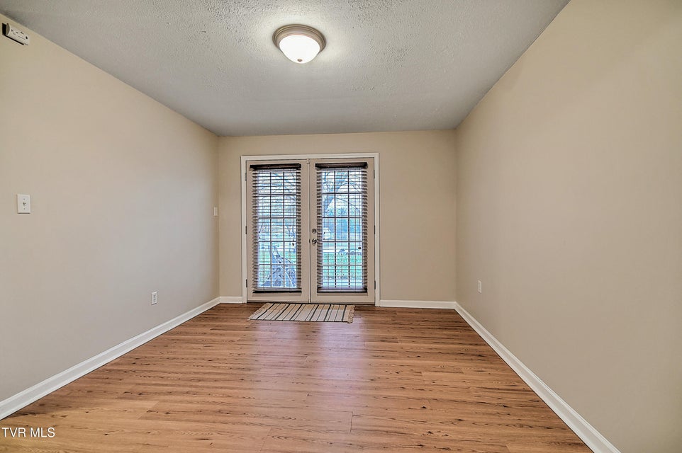 Photo #32: 220 Eastwood Drive