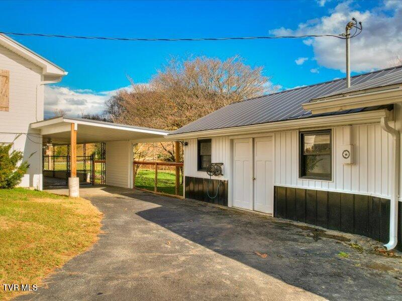 Photo #6: 680 Mayberry Road