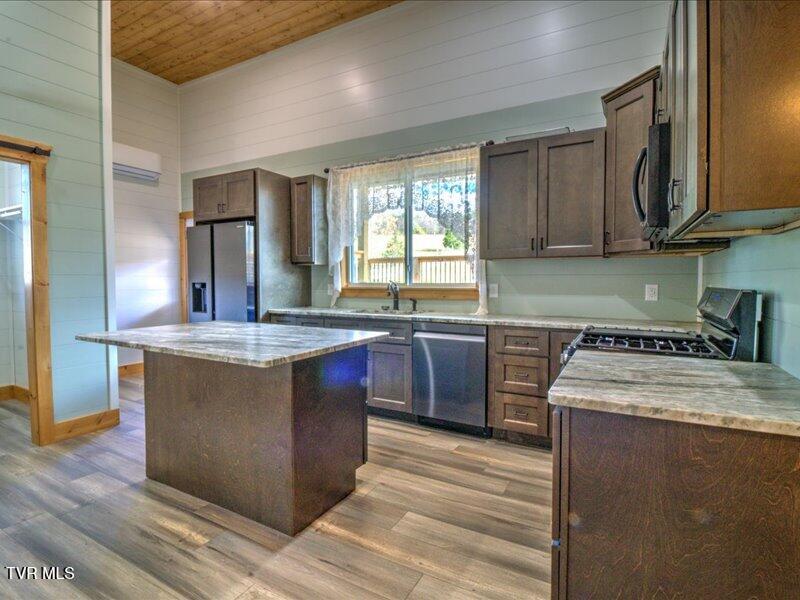 Photo #17: 680 Mayberry Road