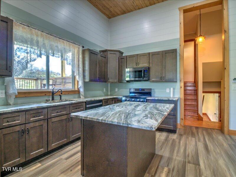 Photo #19: 680 Mayberry Road