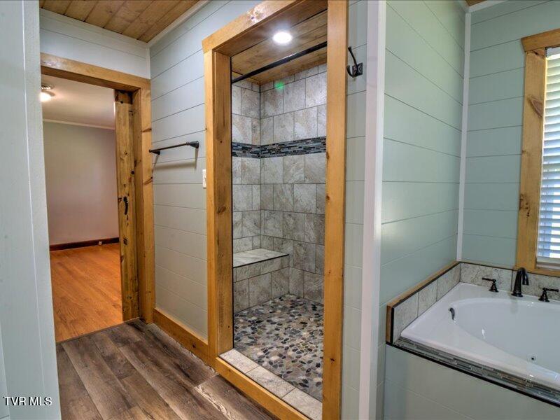 Photo #41: 680 Mayberry Road