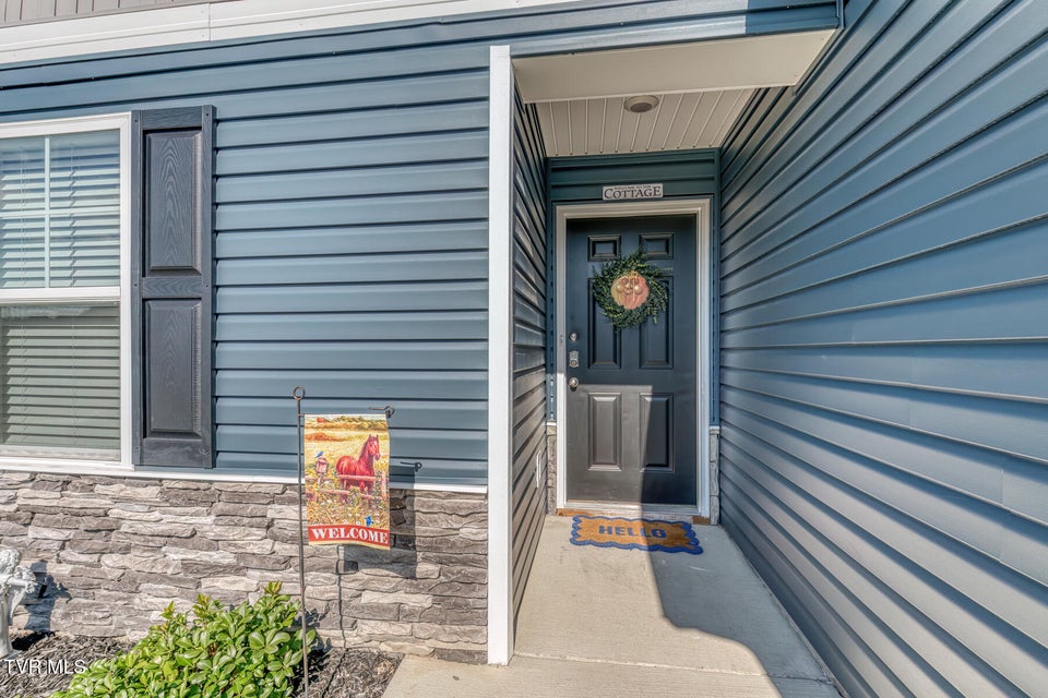 Photo #2: 1123 Clearwater Lane