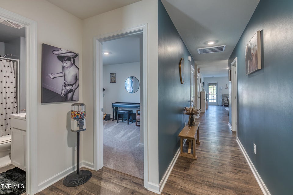 Photo #3: 1123 Clearwater Lane