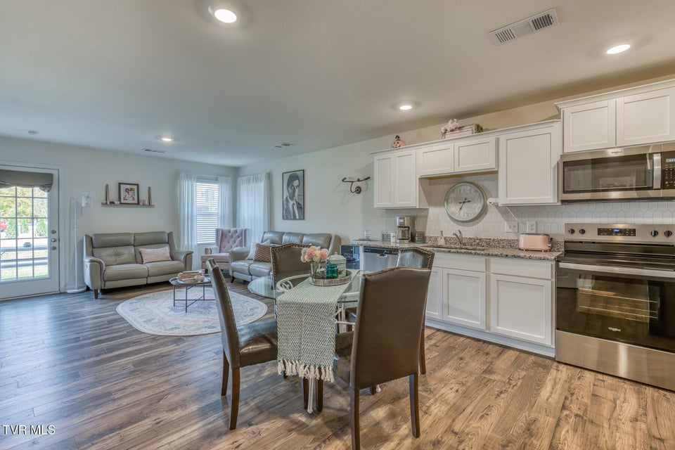 Photo #12: 1123 Clearwater Lane