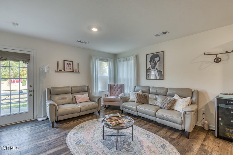 Photo #18: 1123 Clearwater Lane