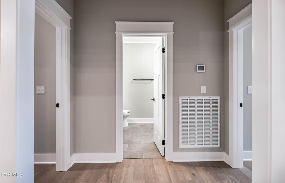 Photo #15: 302 Ruby Rose Ridge