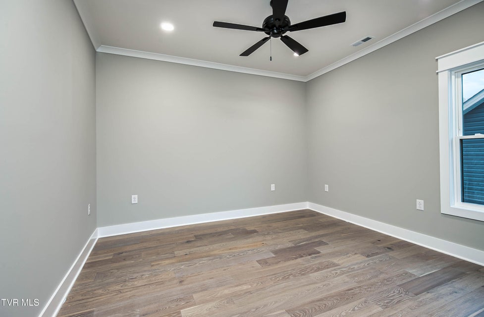 Photo #17: 302 Ruby Rose Ridge