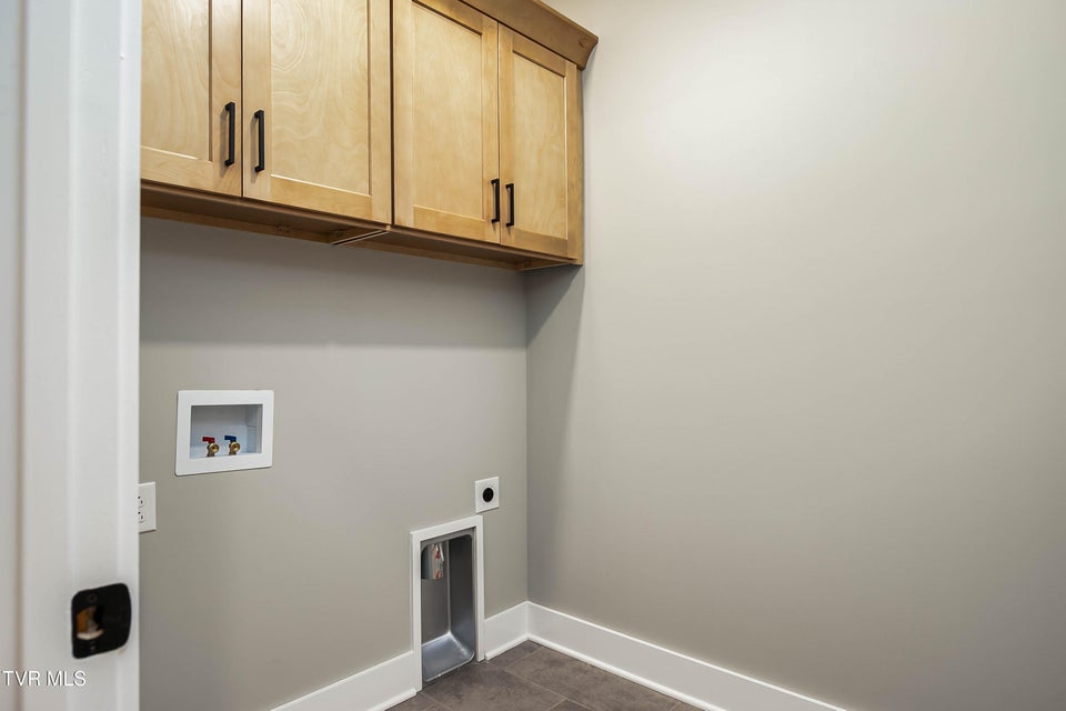 Photo #25: 302 Ruby Rose Ridge