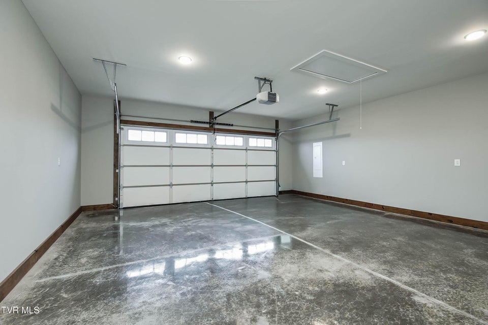 Photo #26: 302 Ruby Rose Ridge