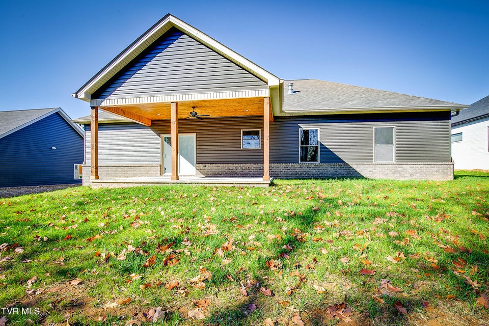 Photo #29: 302 Ruby Rose Ridge