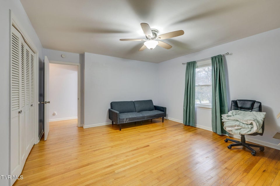 Photo #26: 1722 Pressmens Home Road