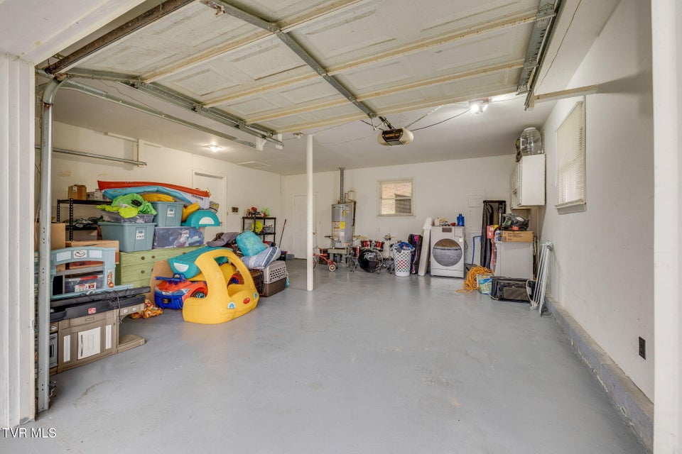 Photo #28: 1722 Pressmens Home Road