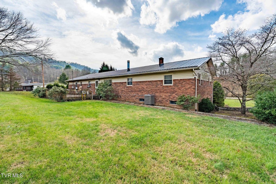 Photo #13: 4549 Pine Orchard Road