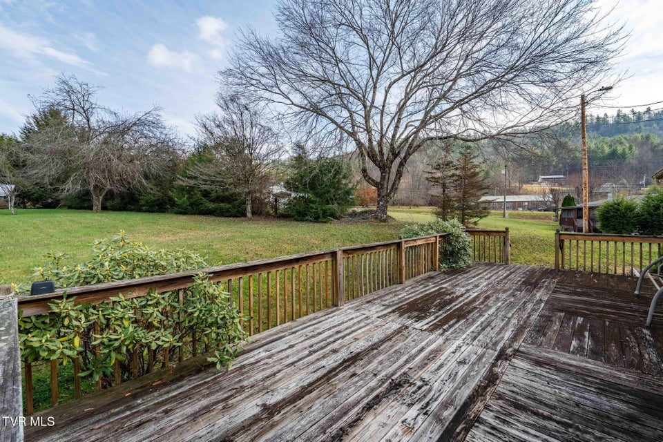 Photo #15: 4549 Pine Orchard Road