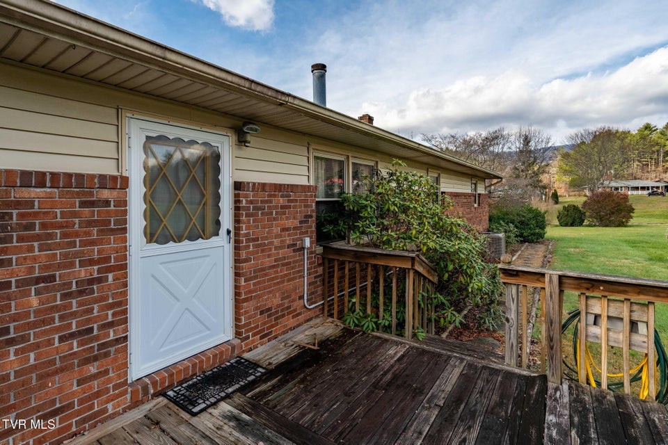 Photo #16: 4549 Pine Orchard Road