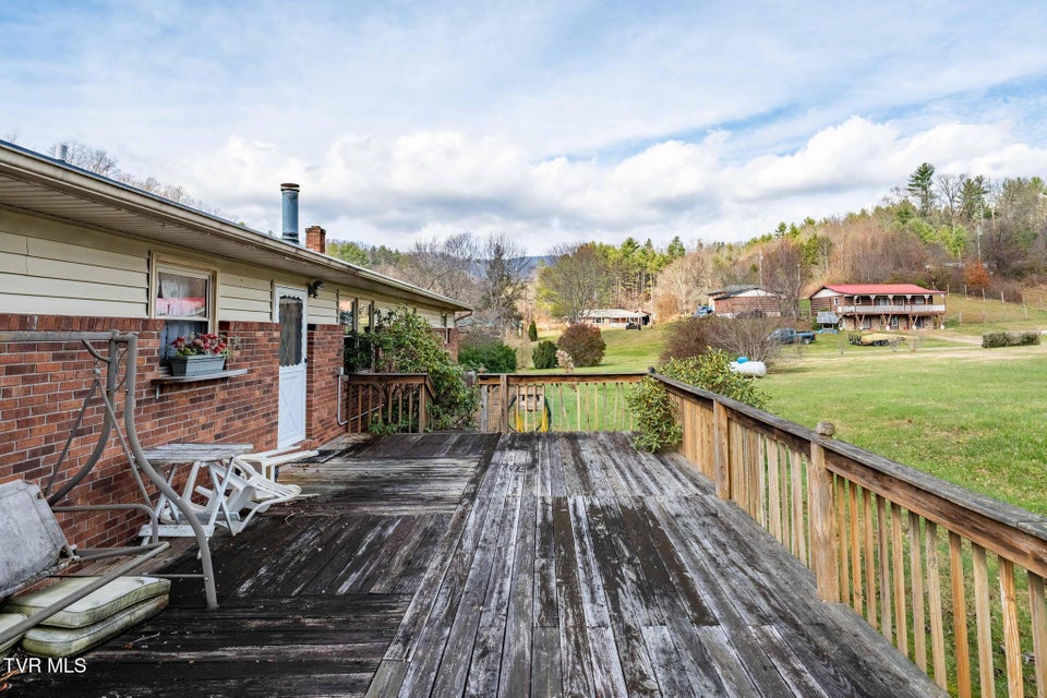 Photo #19: 4549 Pine Orchard Road