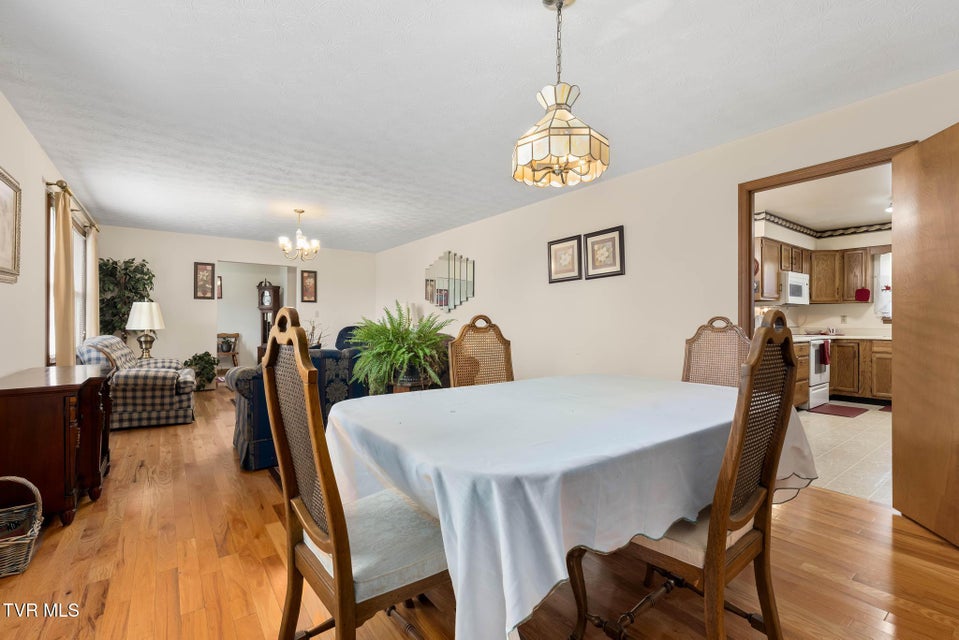 Photo #36: 4549 Pine Orchard Road