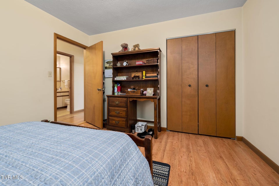 Photo #49: 4549 Pine Orchard Road