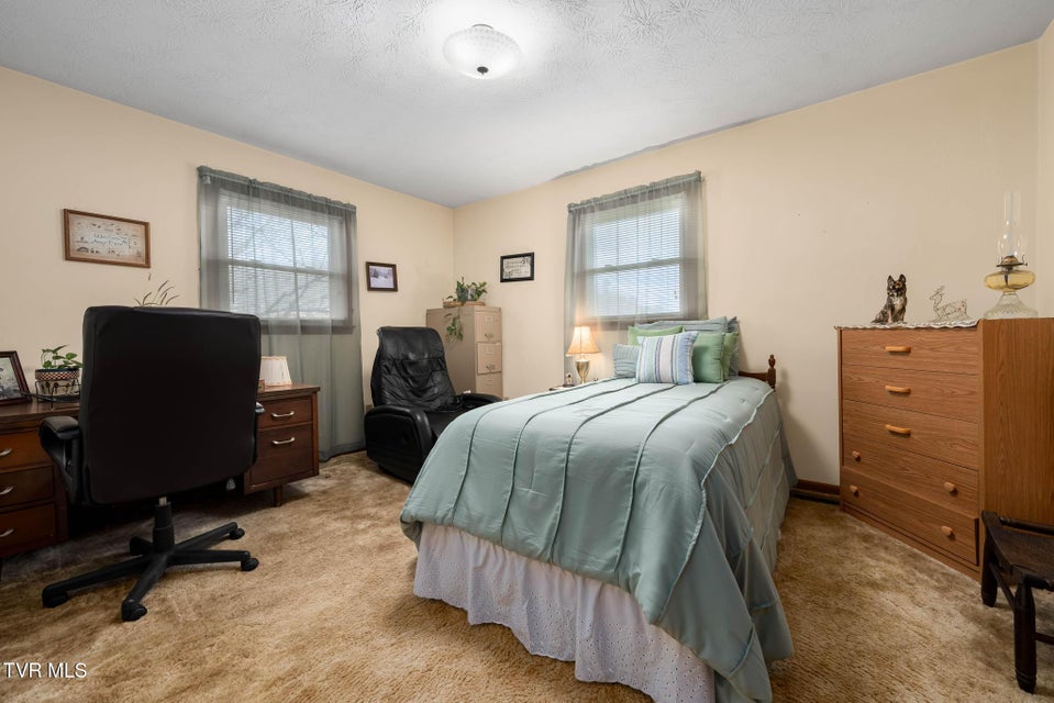 Photo #51: 4549 Pine Orchard Road