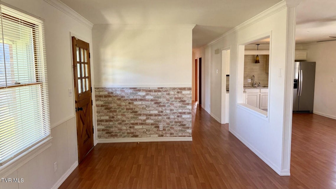 Photo #16: 299 Duff Street