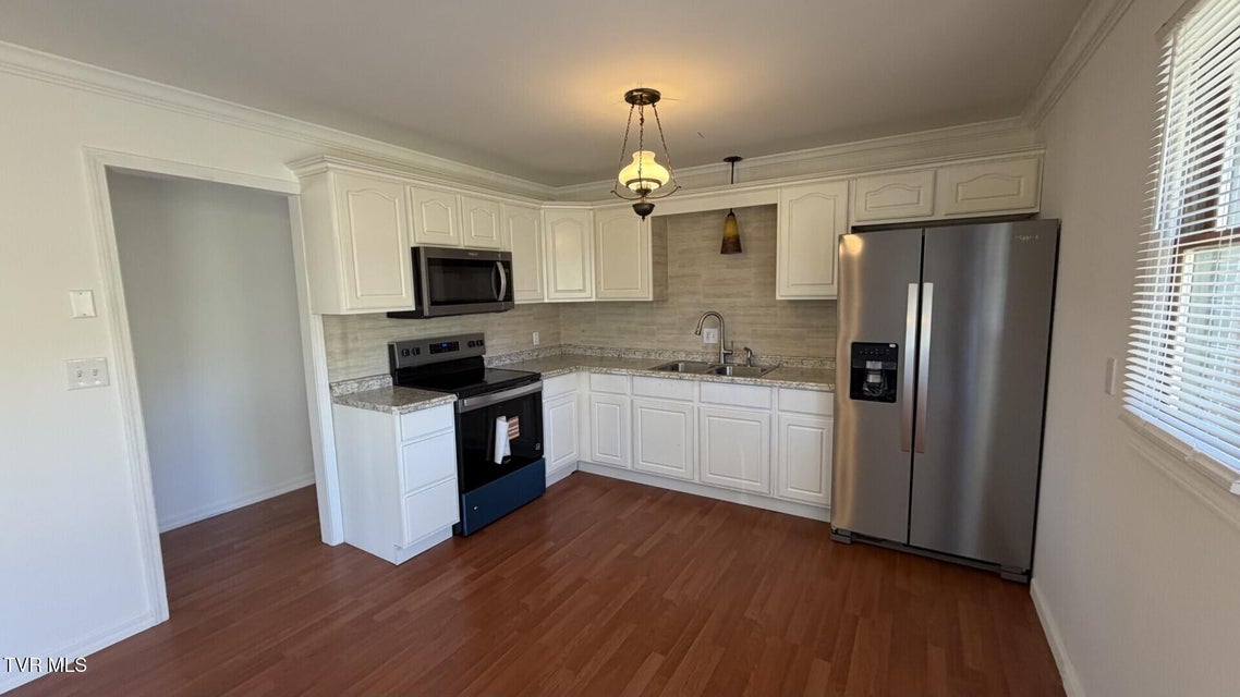 Photo #22: 299 Duff Street