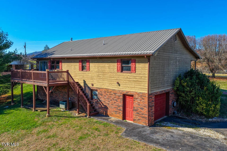 Photo #3: 174 Pyne Hills Drive