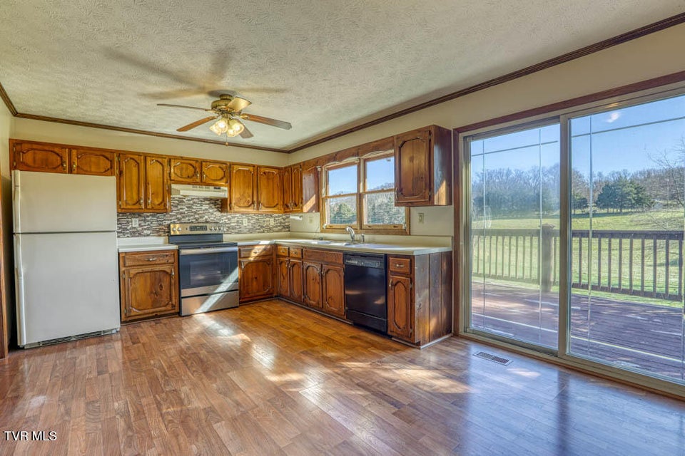 Photo #14: 174 Pyne Hills Drive