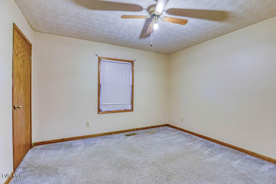 Photo #22: 174 Pyne Hills Drive