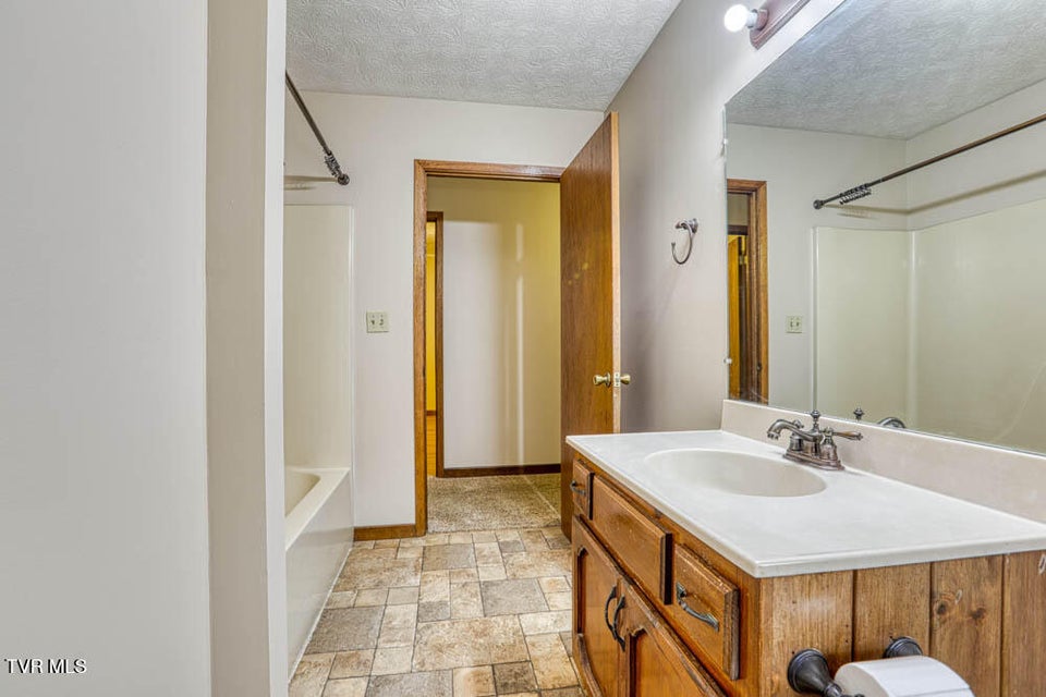 Photo #26: 174 Pyne Hills Drive